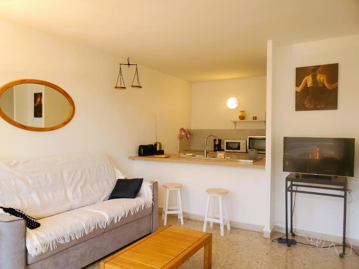 Plage Le Mediterranee 2 T2 50m2 Climatise * Fréjus
